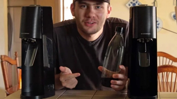 化学博主破解可口可乐百年秘方：原来是加个这个！