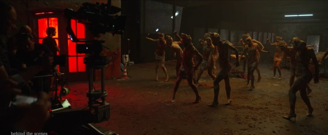 《重返寂静岭》团队展示怪物制作内幕 多用真人少用特效