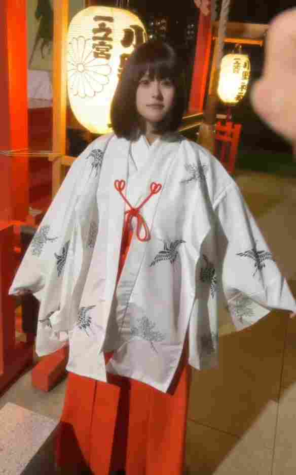 《寂静岭f》咲子脸模美照：超可爱的巫女小姐姐！